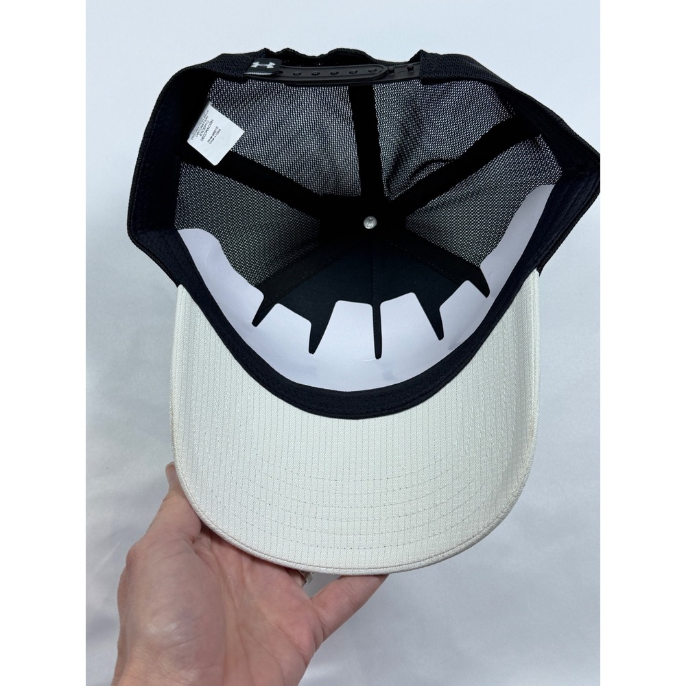 Under Armour Mens Iso-Chill Trucker Hat White‎ Black Bulldog Mascot OSFM Sample - Picture 6 of 10